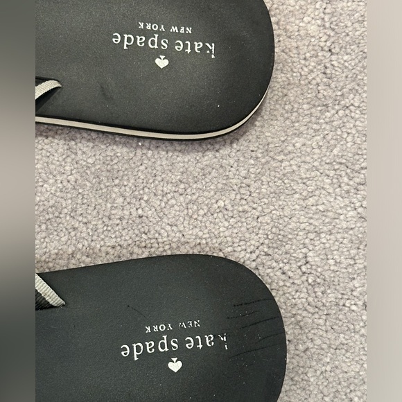 Kate Spade Black and White Flip Flops - Picture 3 of 4